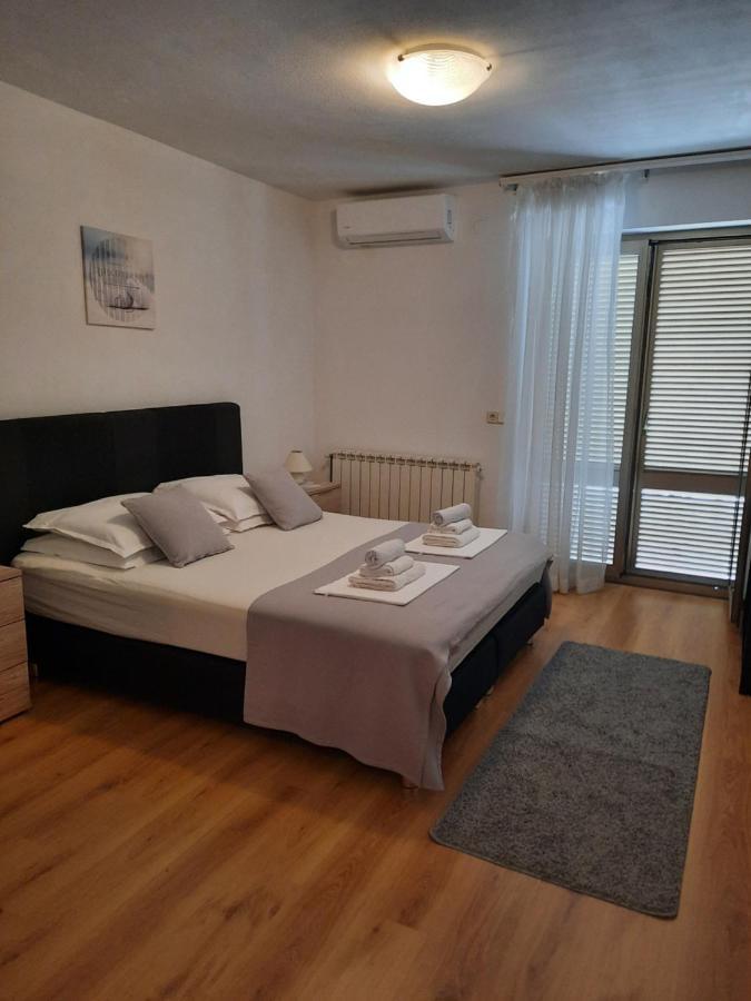 Apartments And Rooms Vinko Barbat na Rabu Exterior foto