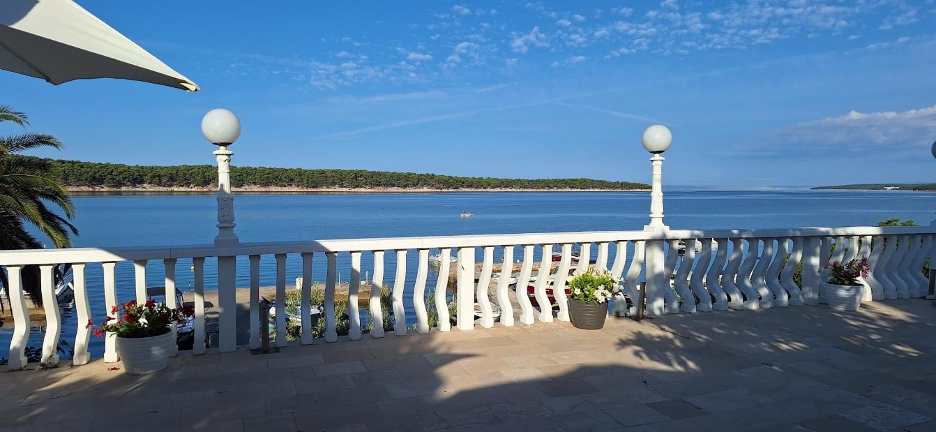 Apartments And Rooms Vinko Barbat na Rabu Exterior foto