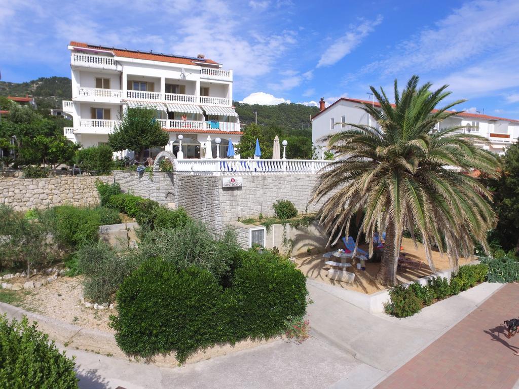 Apartments And Rooms Vinko Barbat na Rabu Exterior foto