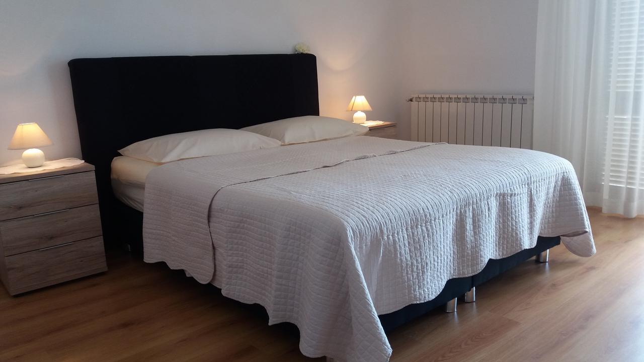 Apartments And Rooms Vinko Barbat na Rabu Exterior foto